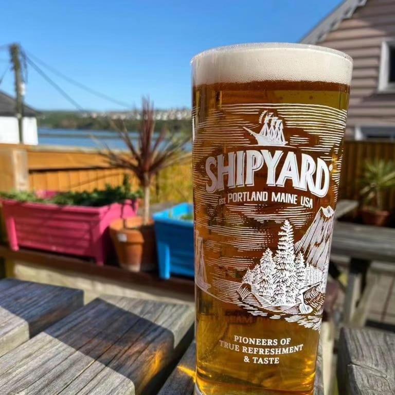 Goodwick Rose And Crown Hotel & Hope And Anchor Bar מראה חיצוני תמונה